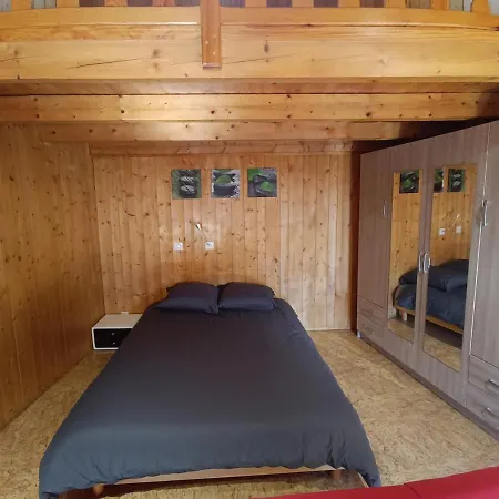 Holiday home Charmante Maison De Village Riotord